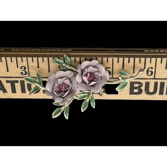 Vtg Enamel Leaf Roses Flower Pin Brooch Light Purple  Green Pink Rhinestone - Picture 5 of 5